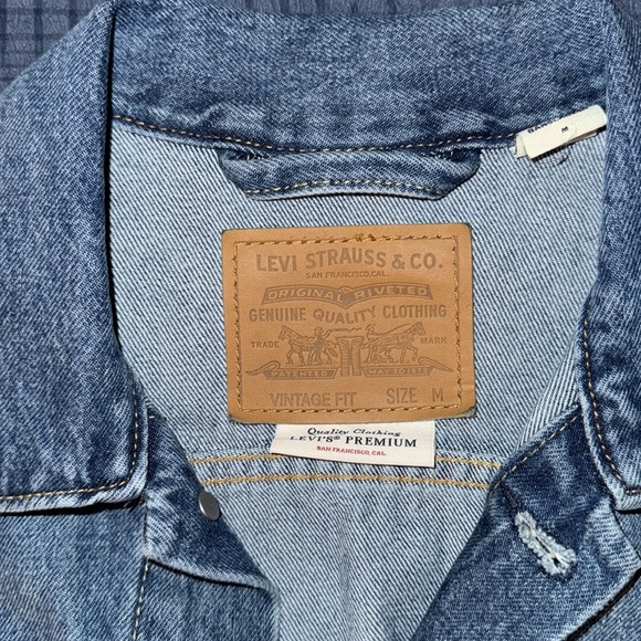 Men’s Levi Jean Jacket - Picture 5 of 6